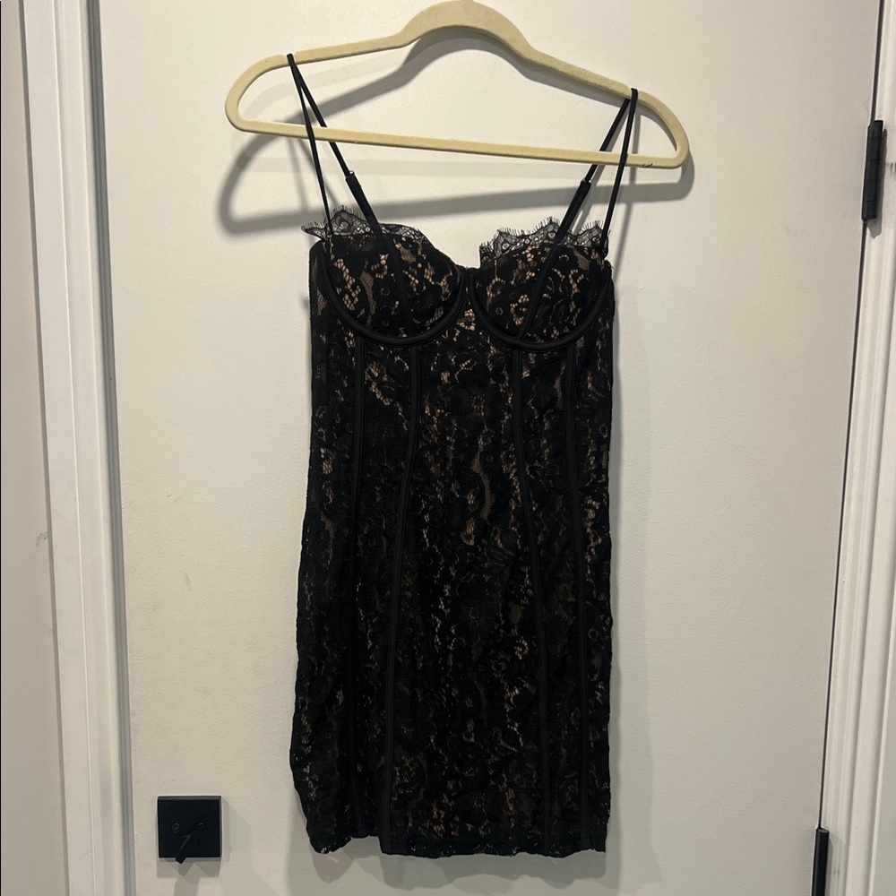 Fashion Nova Black and Tan Lace Dress